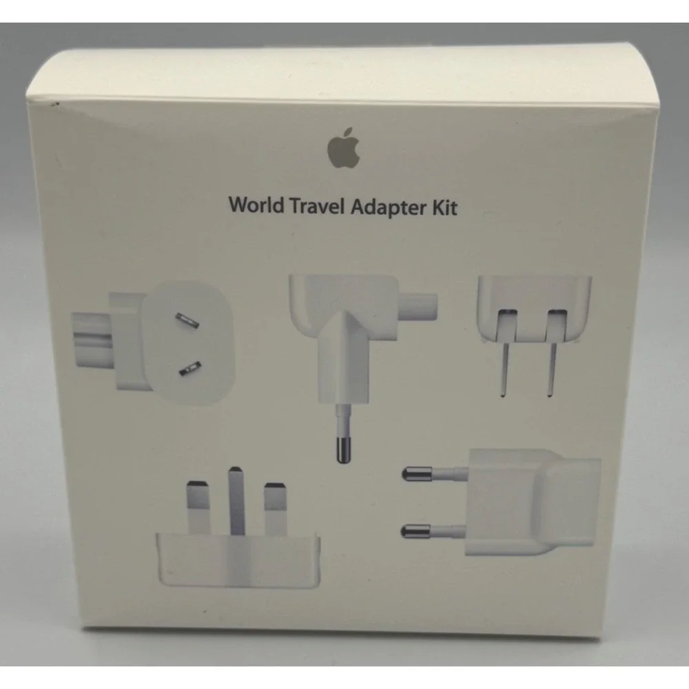 Apple World Travel Adapter Kit MD837AM/A White Brand New Open Box